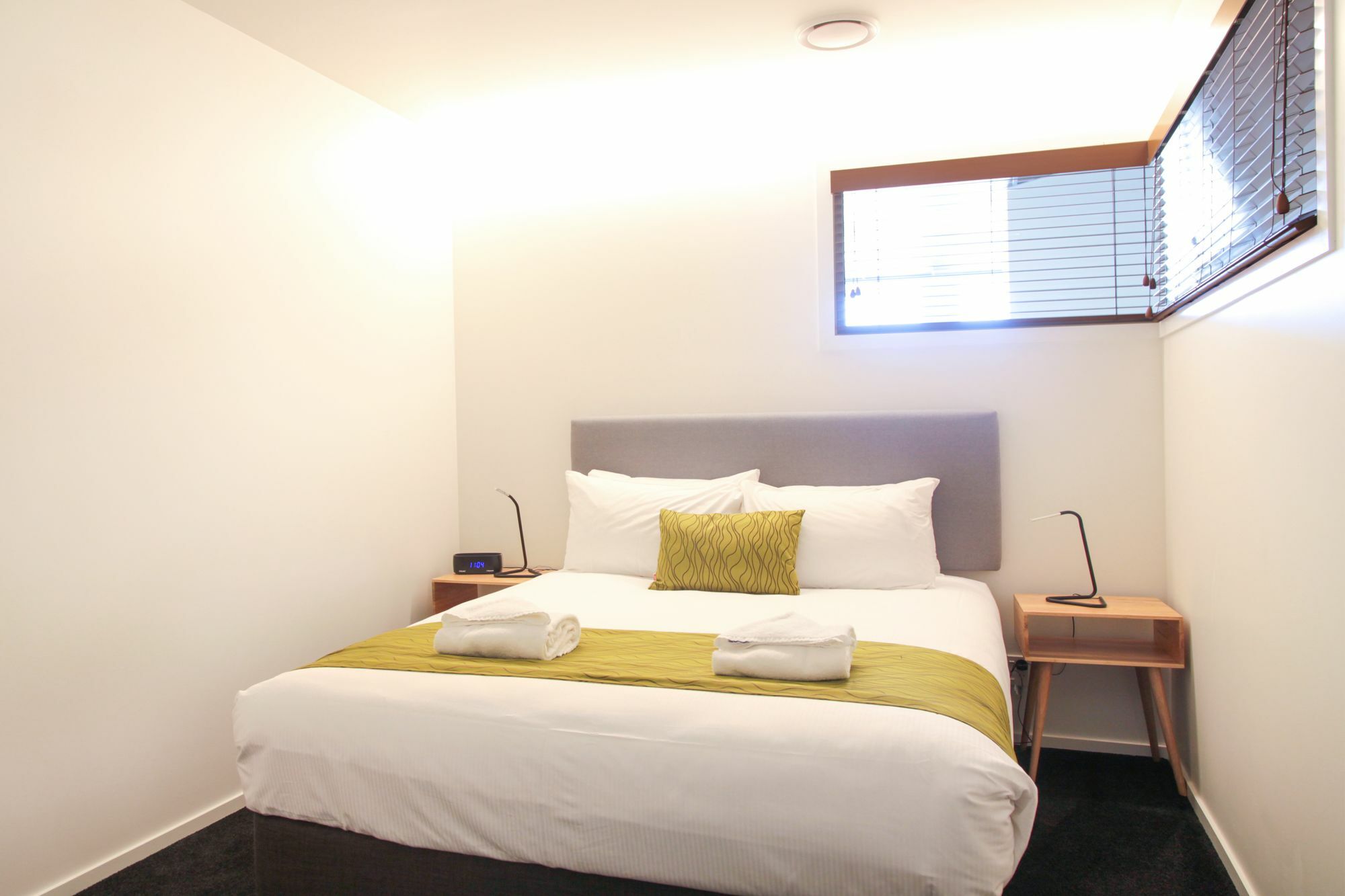 Liberty Apartment Hotel Уелингтън Екстериор снимка