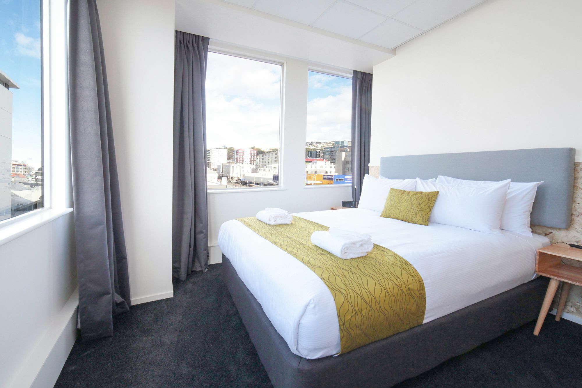 Liberty Apartment Hotel Уелингтън Екстериор снимка